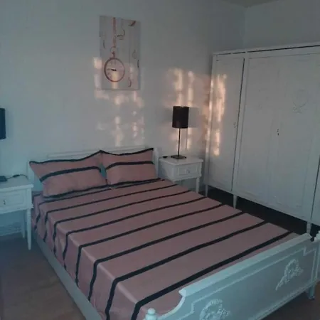 דירה Adi's Apparthotel *